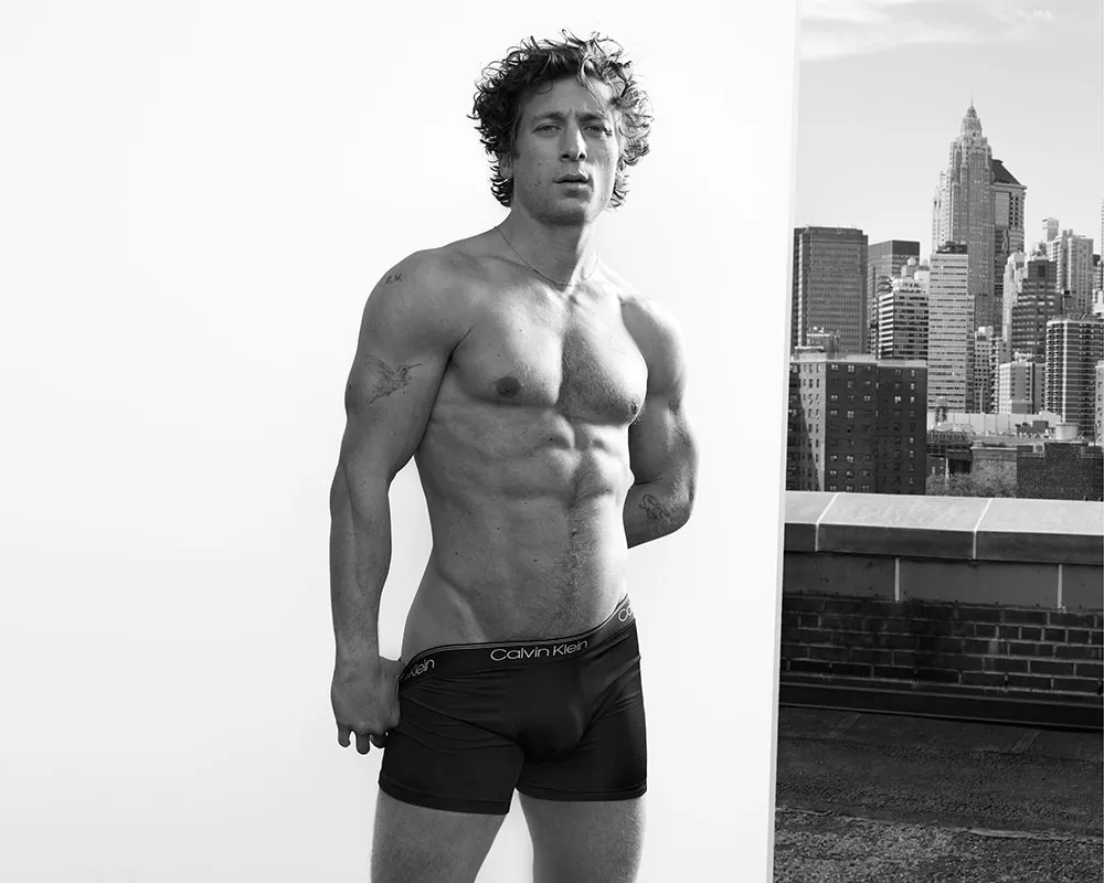 jeremy allen white calvin klein
