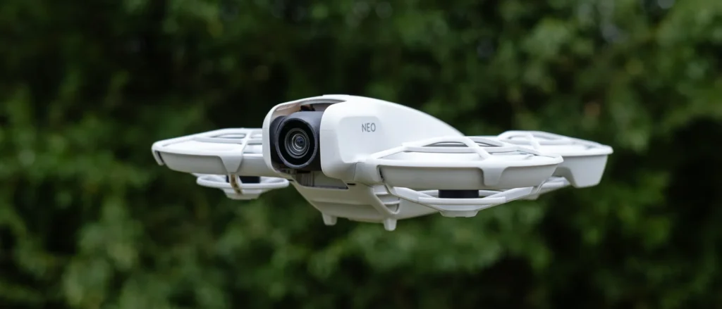  DJI Neo